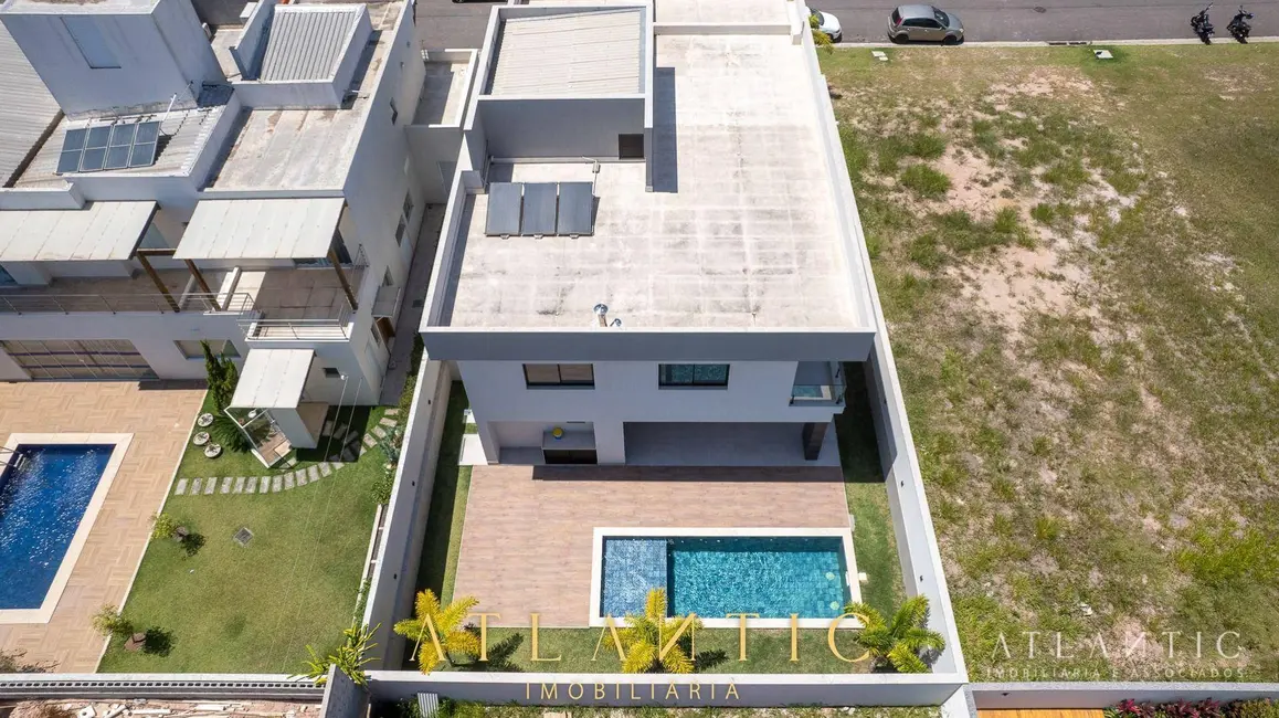Casa de Condomínio com 4 quartos à venda, 457m2 em Interlagos, Vila Velha - ES - imagem 3 Foto 3 de Casa de Condomínio com 4 quartos à venda, 457m2 em Interlagos, Vila Velha - ES