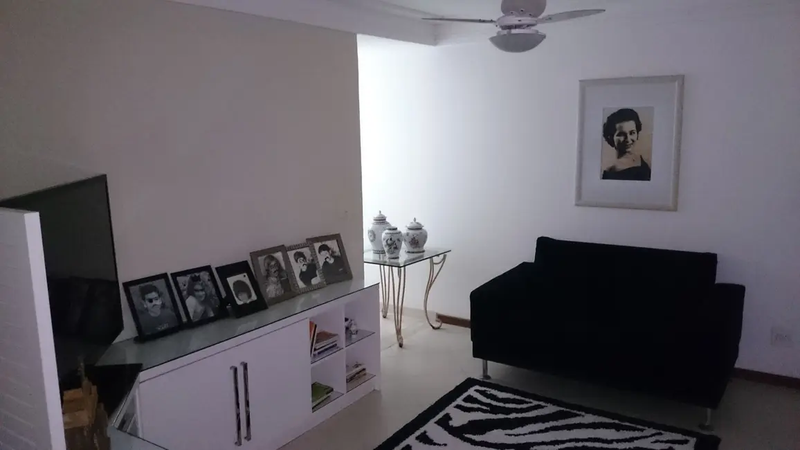 Apartamento com 4 quartos à venda, 240m2 em Praia da Costa, Vila Velha - ES - imagem 4 Foto 4 de Apartamento com 4 quartos à venda, 240m2 em Praia da Costa, Vila Velha - ES