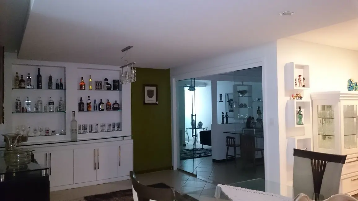 Foto 1 de Apartamento com 4 quartos à venda, 240m2 em Praia da Costa, Vila Velha - ES