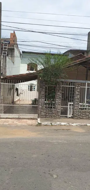 Foto 2 de Casa com 2 quartos à venda, 200m2 em Santos Dumont, Vila Velha - ES