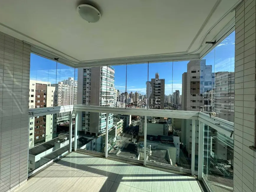 Foto 1 de Apartamento com 2 quartos à venda, 75m2 em Praia da Costa, Vila Velha - ES