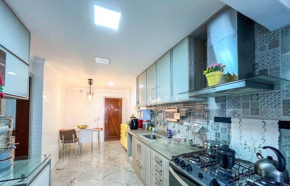 Apartamento com 3 quartos à venda, 214m2 em Praia da Costa, Vila Velha - ES - imagem 5 Foto 5 de Apartamento com 3 quartos à venda, 214m2 em Praia da Costa, Vila Velha - ES