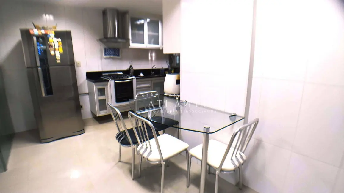 Foto 6 de Apartamento com 3 quartos à venda, 147m2 em Vila Velha - ES