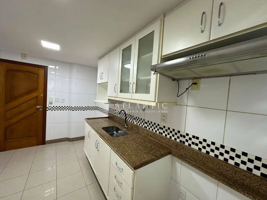 Apartamento com 3 quartos à venda, 130m2 em Itapuã, Vila Velha - ES - imagem 5 Foto 5 de Apartamento com 3 quartos à venda, 130m2 em Itapuã, Vila Velha - ES