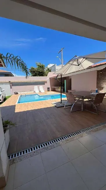 Foto 4 de Casa com 4 quartos à venda, 390m2 em Meaípe, Guarapari - ES