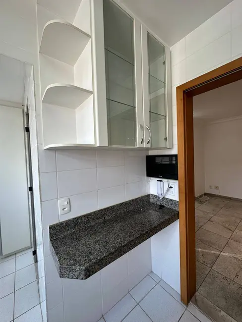 Foto 6 de Apartamento com 3 quartos para alugar, 105m2 em Santa Tereza, Belo Horizonte - MG
