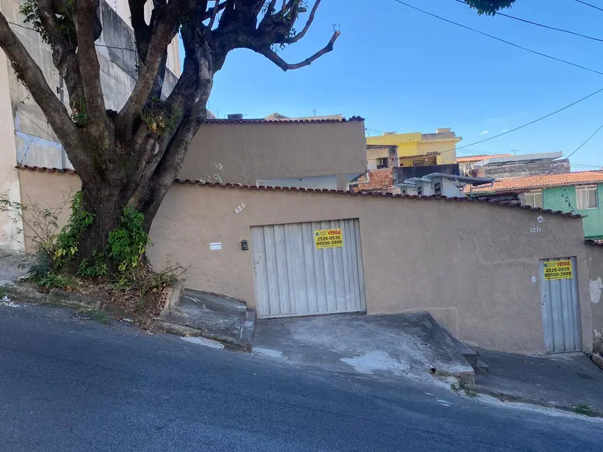 Foto 1 de Casa com 6 quartos à venda, 180m2 em Santa Efigênia, Belo Horizonte - MG