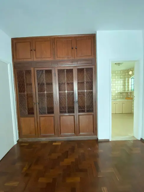 Apartamento com 3 quartos para alugar, 140m2 em Santa Tereza, Belo Horizonte - MG - imagem 5 Foto 5 de Apartamento com 3 quartos para alugar, 140m2 em Santa Tereza, Belo Horizonte - MG