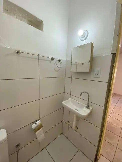 Casa com 3 quartos para alugar, 65m2 em Santa Tereza, Belo Horizonte - MG - imagem 8 Foto 8 de Casa com 3 quartos para alugar, 65m2 em Santa Tereza, Belo Horizonte - MG