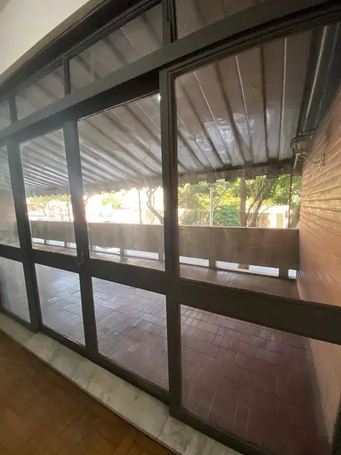 Apartamento com 3 quartos à venda, 149m2 em Funcionários, Belo Horizonte - MG - imagem 3 Foto 3 de Apartamento com 3 quartos à venda, 149m2 em Funcionários, Belo Horizonte - MG