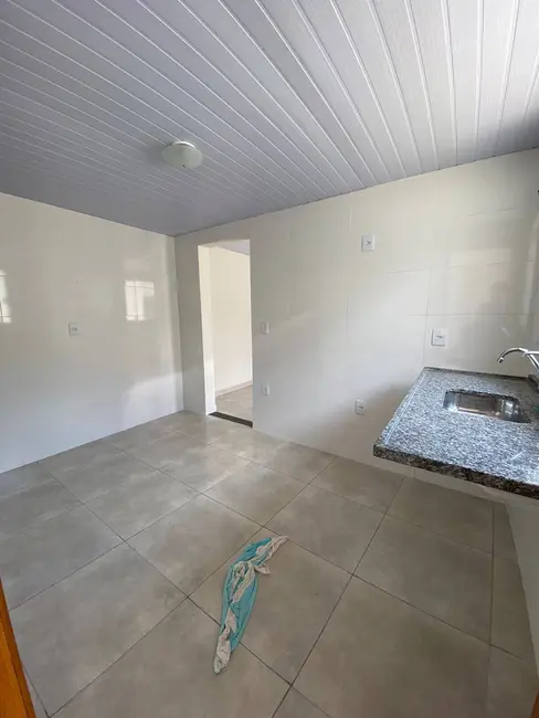 Foto 7 de Casa com 2 quartos para alugar, 50m2 em Santa Tereza, Belo Horizonte - MG