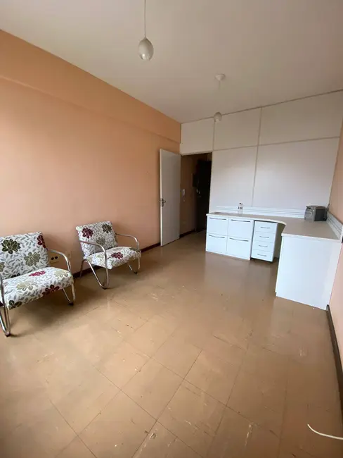 Foto 3 de Sala Comercial à venda, 30m2 em Santa Efigênia, Belo Horizonte - MG