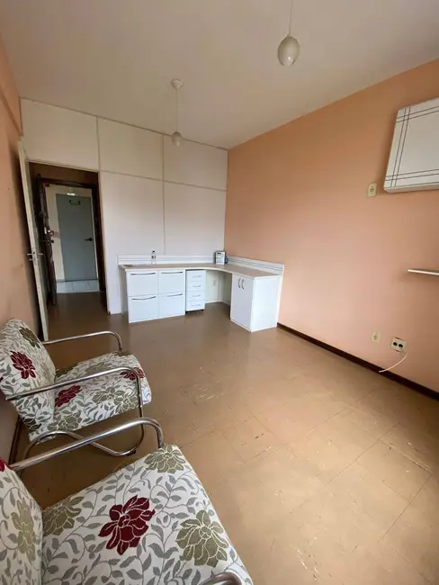 Foto 2 de Sala Comercial à venda e para alugar, 30m2 em Santa Efigênia, Belo Horizonte - MG
