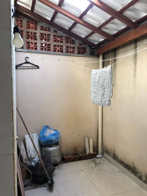 Foto 9 de Casa com 2 quartos para alugar, 130m2 em Contagem - MG