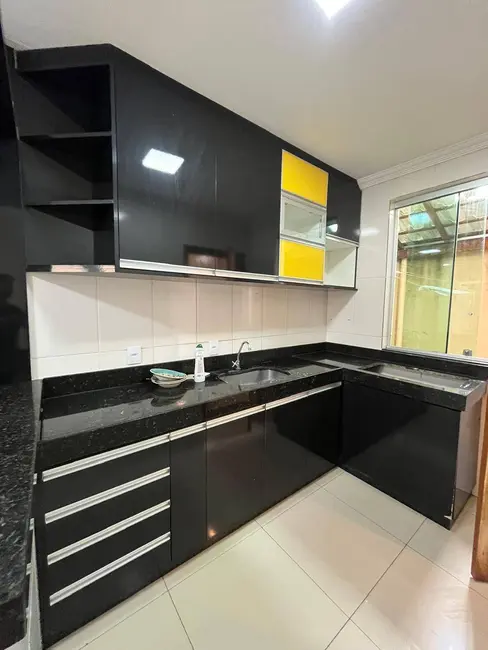 Foto 7 de Casa com 2 quartos para alugar, 130m2 em Contagem - MG