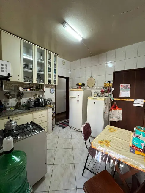 Apartamento com 2 quartos à venda, 55m2 em Califórnia, Belo Horizonte - MG - imagem 7 Foto 7 de Apartamento com 2 quartos à venda, 55m2 em Califórnia, Belo Horizonte - MG