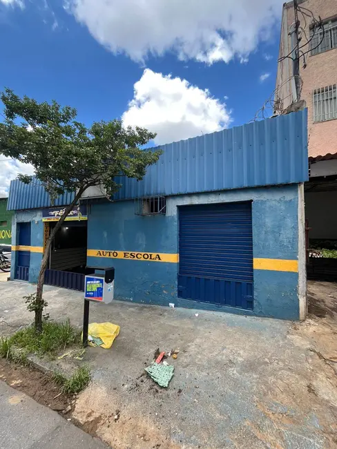 Foto 2 de Loja para alugar, 70m2 em Santa Efigênia, Belo Horizonte - MG
