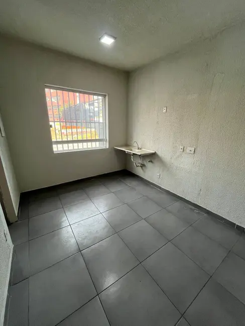 Foto 2 de Kitnet com 1 quarto para alugar, 30m2 em Lagoinha, Belo Horizonte - MG