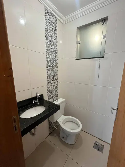 Foto 4 de Casa com 2 quartos à venda, 130m2 em Contagem - MG