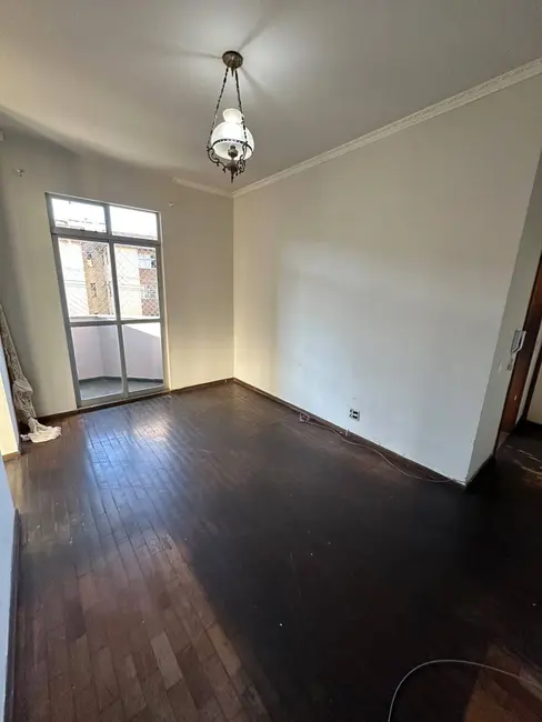 Foto 2 de Apartamento com 2 quartos para alugar, 70m2 em Santa Cruz, Belo Horizonte - MG