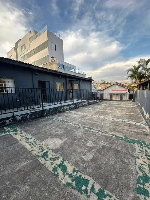 Foto 7 de Casa com 6 quartos à venda, 400m2 em Sagrada Família, Belo Horizonte - MG