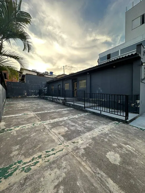 Foto 5 de Casa com 6 quartos à venda, 400m2 em Sagrada Família, Belo Horizonte - MG