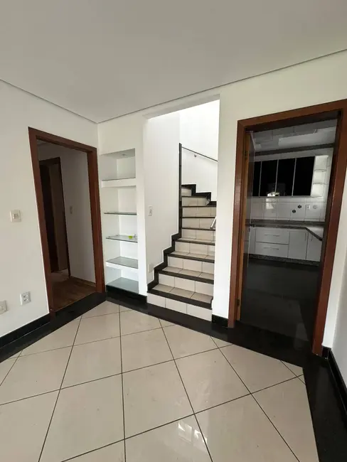 Foto 4 de Cobertura com 4 quartos para alugar, 200m2 em União, Belo Horizonte - MG