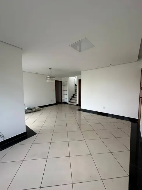 Foto 2 de Cobertura com 4 quartos para alugar, 200m2 em União, Belo Horizonte - MG