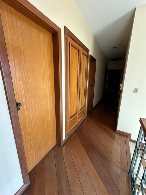 Foto 8 de Casa com 6 quartos à venda, 360m2 em Santa Tereza, Belo Horizonte - MG