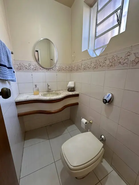 Foto 6 de Casa com 6 quartos à venda, 360m2 em Santa Tereza, Belo Horizonte - MG