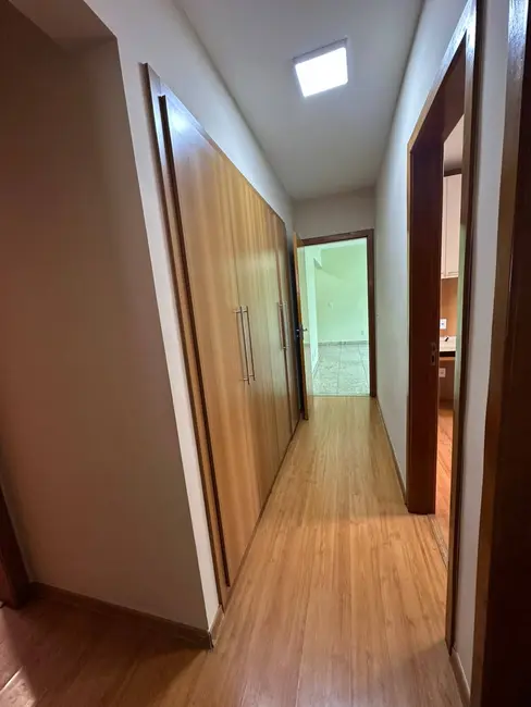 Foto 3 de Apartamento com 4 quartos para alugar, 180m2 em Savassi, Belo Horizonte - MG