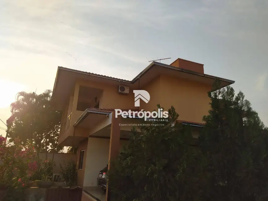 Foto 2 de Sobrado com 3 quartos à venda, 900m2 em Plano Diretor Sul, Palmas - TO