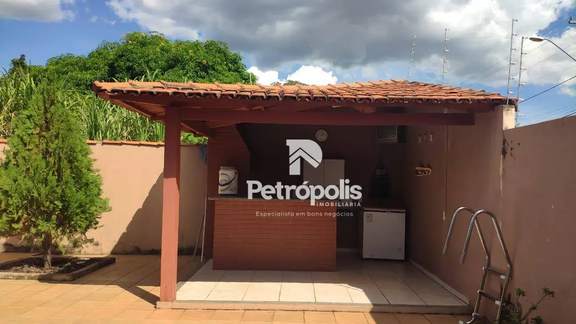 Casa com 3 quartos à venda, 510m2 em Plano Diretor Sul, Palmas - TO - imagem 4 Foto 4 de Casa com 3 quartos à venda, 510m2 em Plano Diretor Sul, Palmas - TO