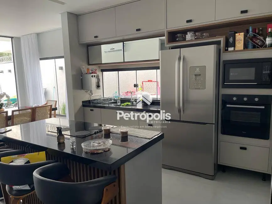 Foto 6 de Casa com 3 quartos à venda, 360m2 em Plano Diretor Sul, Palmas - TO