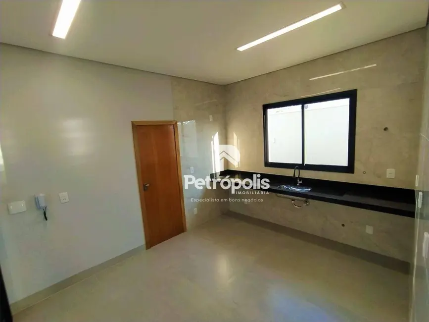 Foto 4 de Casa com 3 quartos à venda, 360m2 em Plano Diretor Sul, Palmas - TO