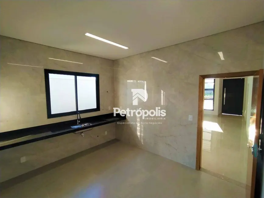 Foto 5 de Casa com 3 quartos à venda, 360m2 em Plano Diretor Sul, Palmas - TO