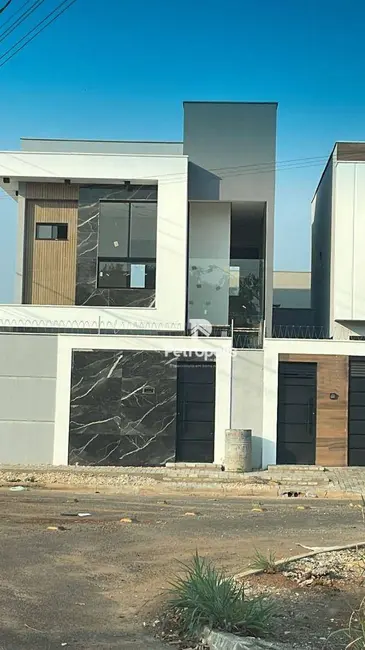 Foto 2 de Sobrado com 3 quartos à venda, 135m2 em Plano Diretor Sul, Palmas - TO