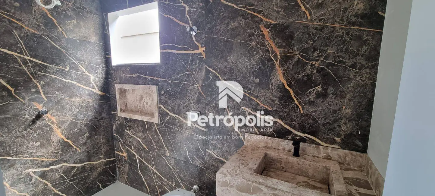 Foto 6 de Casa com 3 quartos à venda, 275m2 em Loteamento Bertaville, Palmas - TO