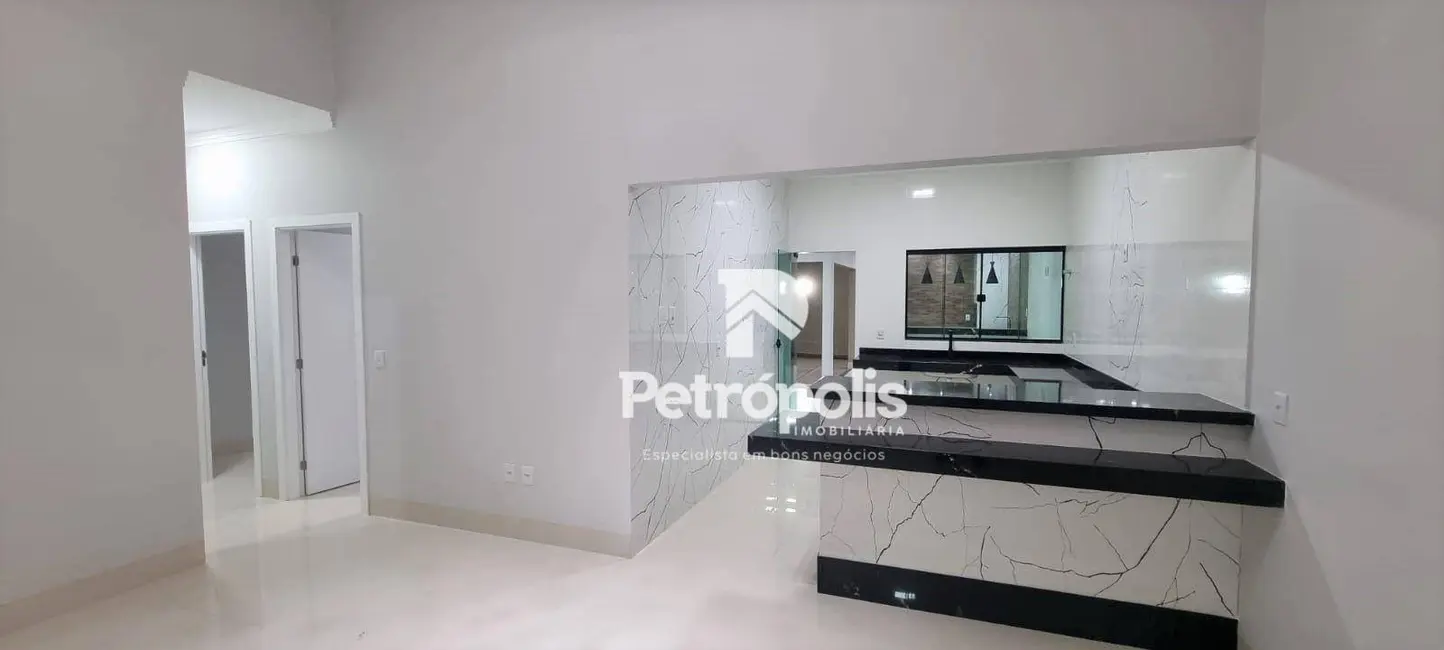 Foto 2 de Casa com 3 quartos à venda, 275m2 em Loteamento Bertaville, Palmas - TO