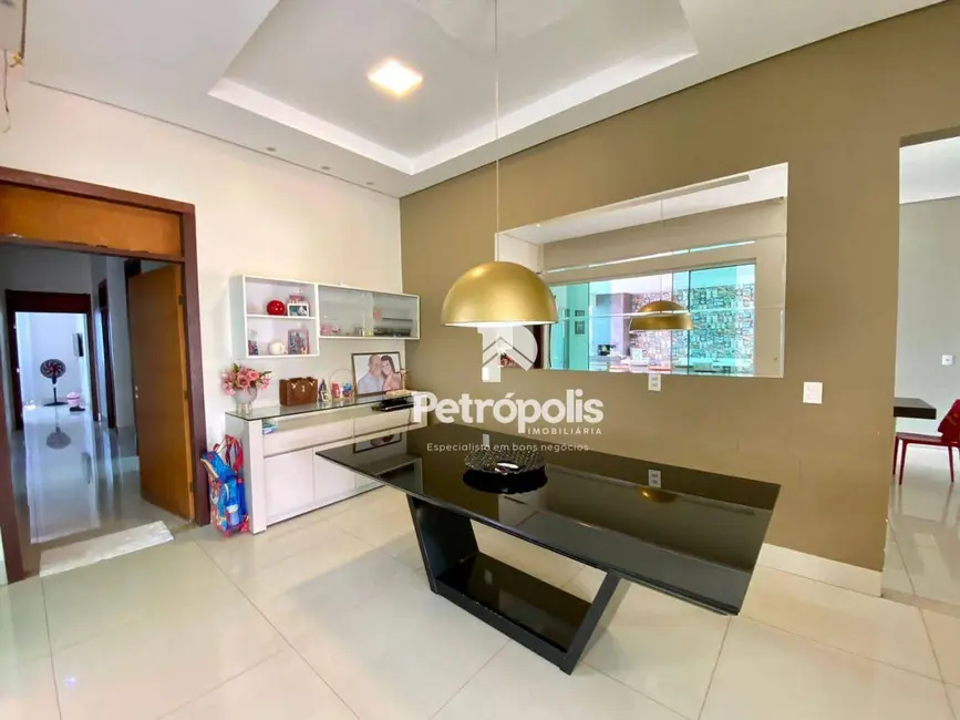Casa com 3 quartos à venda, 420m2 em Plano Diretor Sul, Palmas - TO - imagem 8 Foto 8 de Casa com 3 quartos à venda, 420m2 em Plano Diretor Sul, Palmas - TO