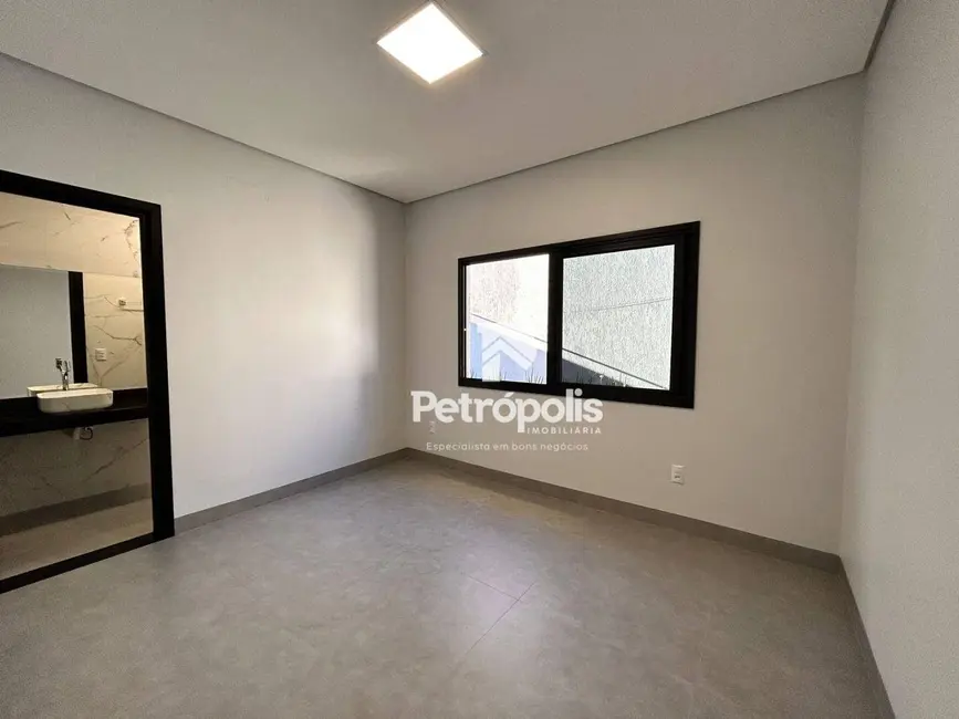 Foto 7 de Casa com 3 quartos à venda, 222m2 em Plano Diretor Sul, Palmas - TO