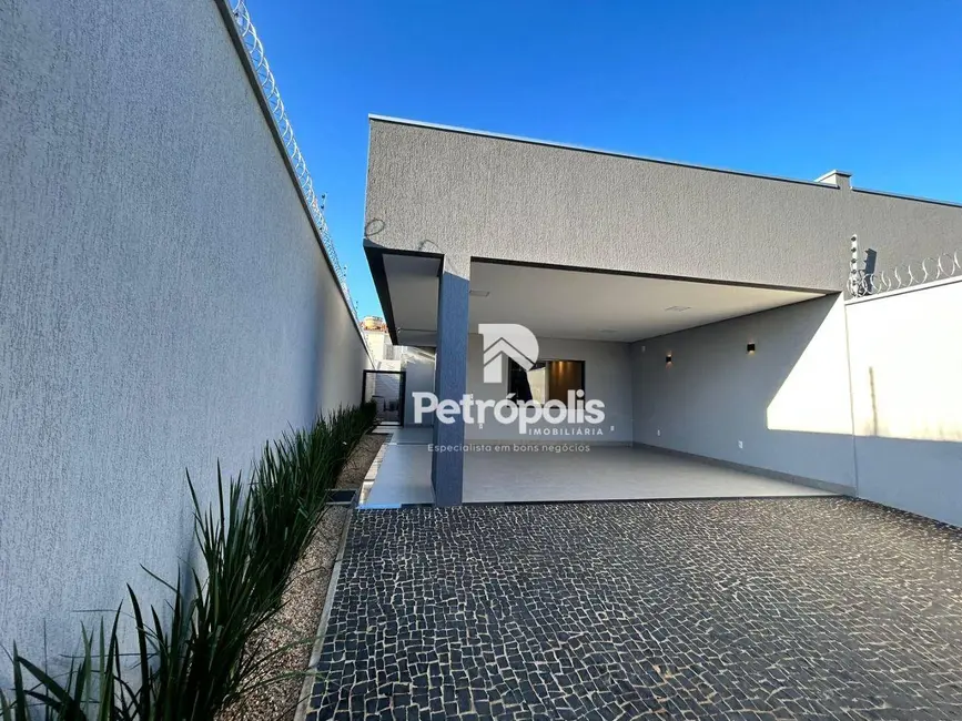 Foto 1 de Casa com 3 quartos à venda, 222m2 em Plano Diretor Sul, Palmas - TO