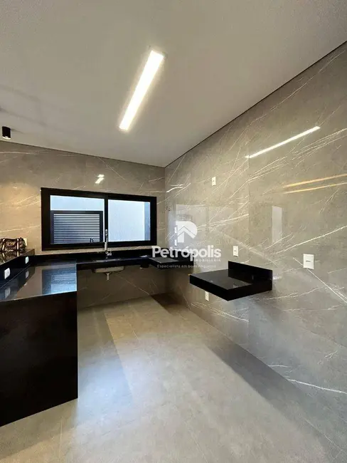 Foto 4 de Casa com 3 quartos à venda, 222m2 em Plano Diretor Sul, Palmas - TO