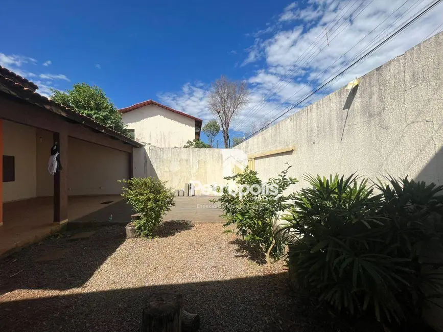 Casa com 3 quartos à venda, 360m2 em Plano Diretor Norte, Palmas - TO - imagem 4 Foto 4 de Casa com 3 quartos à venda, 360m2 em Plano Diretor Norte, Palmas - TO