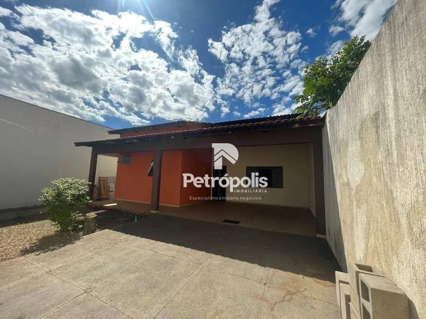 Casa com 3 quartos à venda, 360m2 em Plano Diretor Norte, Palmas - TO - imagem 1 Foto 1 de Casa com 3 quartos à venda, 360m2 em Plano Diretor Norte, Palmas - TO
