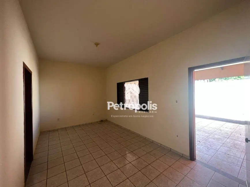 Casa com 3 quartos à venda, 360m2 em Plano Diretor Norte, Palmas - TO - imagem 5 Foto 5 de Casa com 3 quartos à venda, 360m2 em Plano Diretor Norte, Palmas - TO
