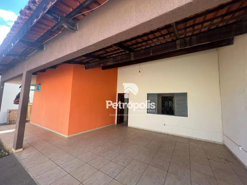 Casa com 3 quartos à venda, 360m2 em Plano Diretor Norte, Palmas - TO - imagem 3 Foto 3 de Casa com 3 quartos à venda, 360m2 em Plano Diretor Norte, Palmas - TO