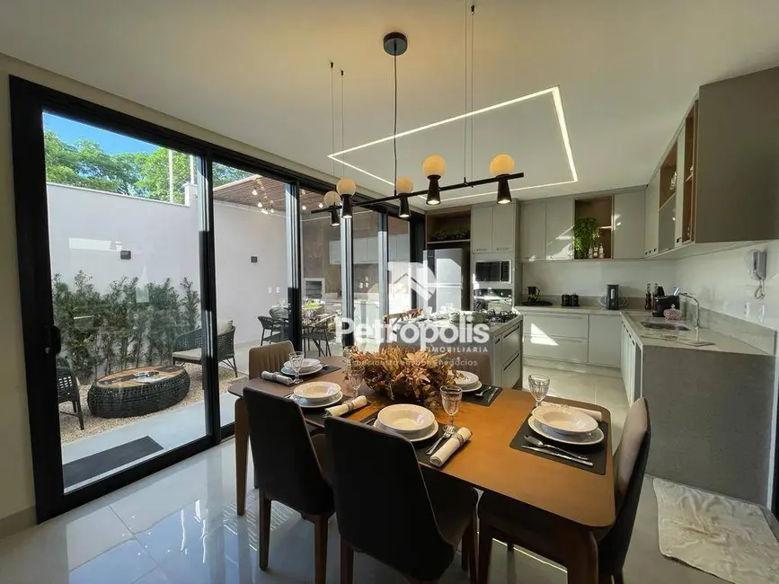 Foto 3 de Sobrado com 3 quartos à venda, 145m2 em Plano Diretor Sul, Palmas - TO