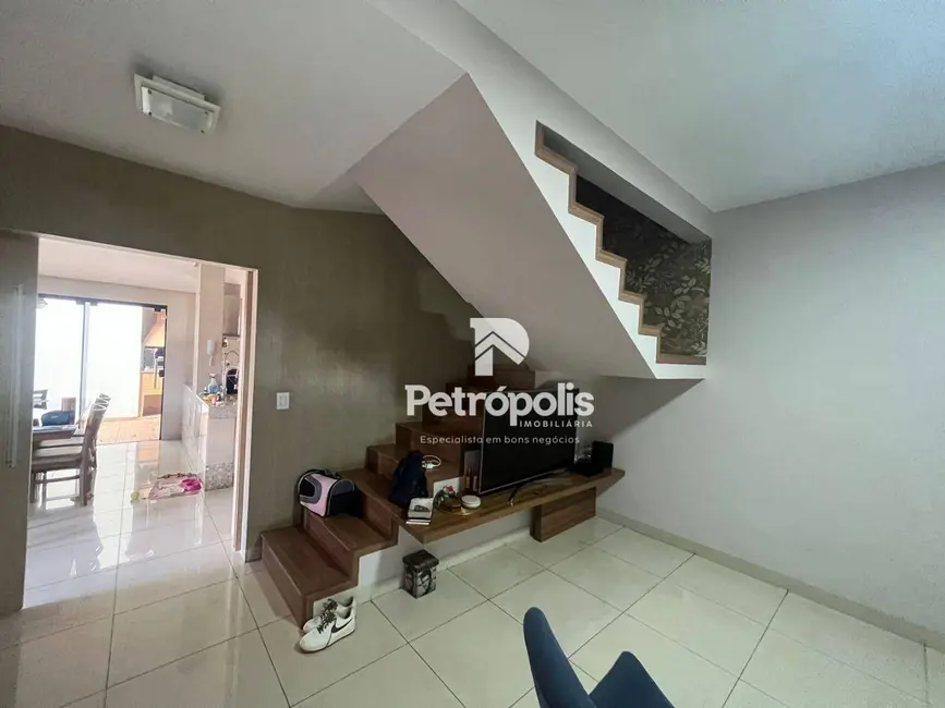 Foto 3 de Sobrado com 3 quartos à venda, 350m2 em Plano Diretor Sul, Palmas - TO