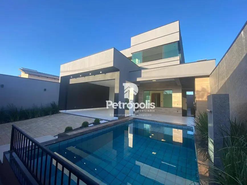 Foto 1 de Sobrado com 4 quartos à venda, 265m2 em Plano Diretor Sul, Palmas - TO